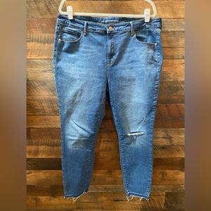 Old Navy rockstar jean in 18